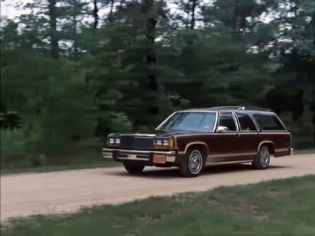 Ford LTD Country Squire