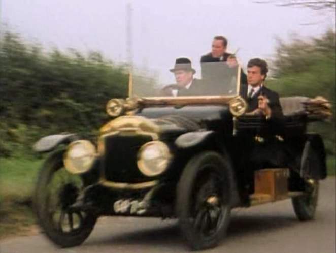 Rover 12 hp Tourer