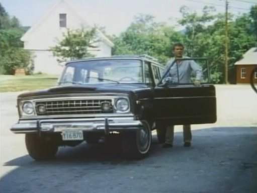 Jeep Wagoneer
