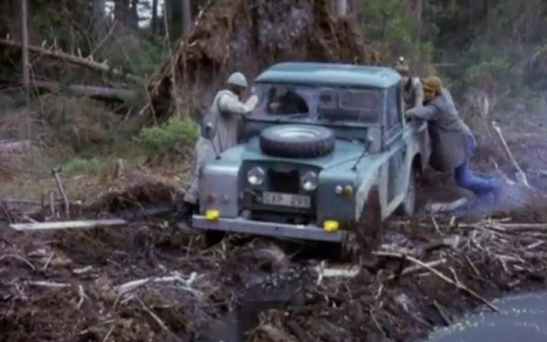 Land-Rover 88'' Series IIa Pickup
