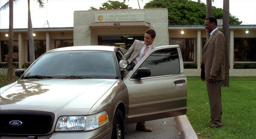 Ford Crown Victoria