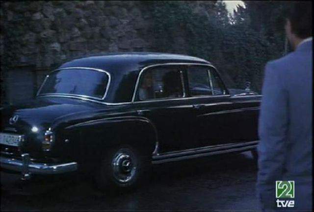 Mercedes-Benz 220 S