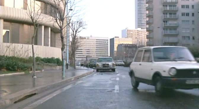 Mercedes-Benz 300 SEL