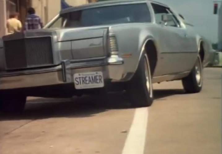 Lincoln Continental Mark IV