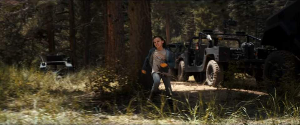 AM General HMMWV M1043