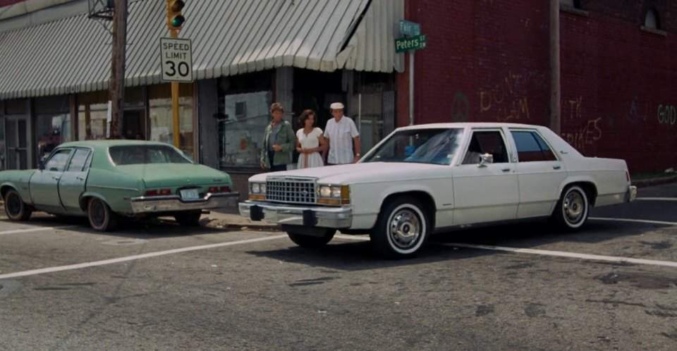 Ford LTD Crown Victoria
