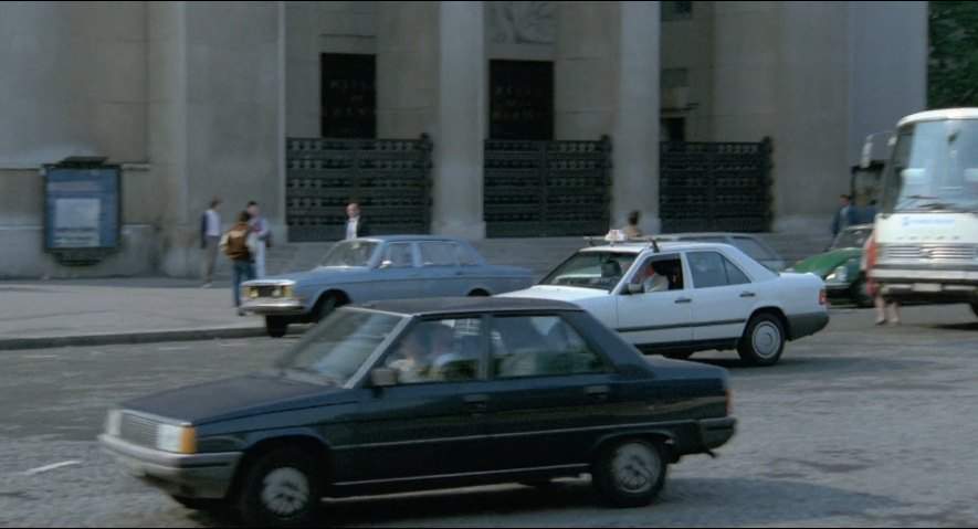 Renault 9