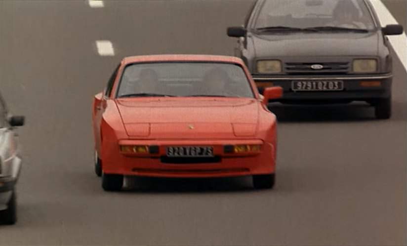 Porsche 944