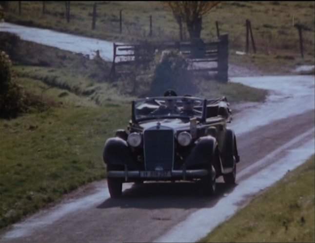 Mercedes-Benz 290 Cabriolet