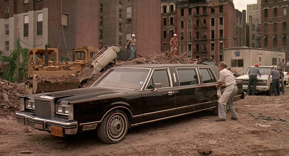 Lincoln Town Car Stretched Limousine