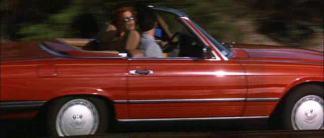 Mercedes-Benz 560 SL