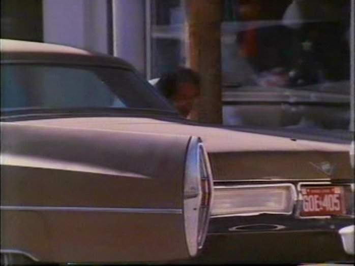 Cadillac Sedan DeVille