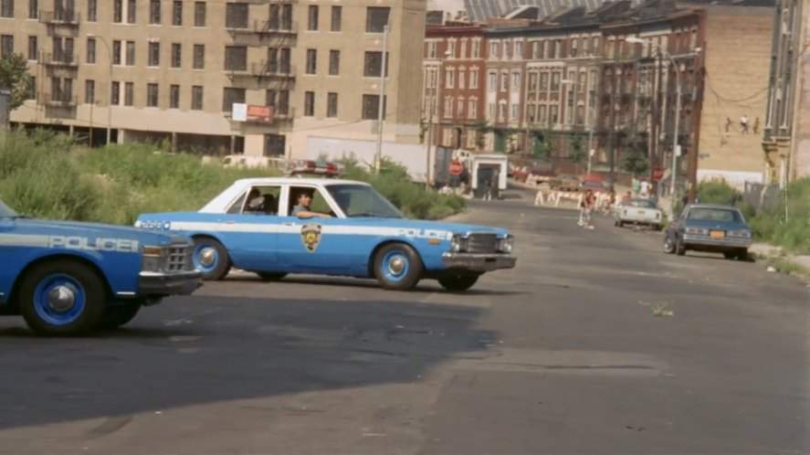 Plymouth Volaré