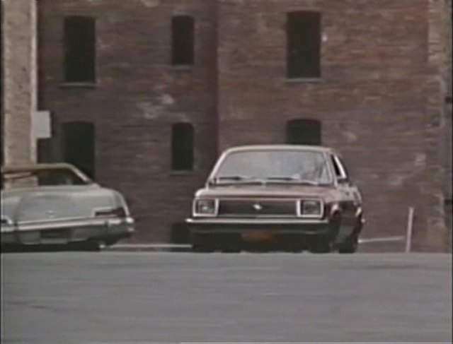 Lincoln Continental Mark IV