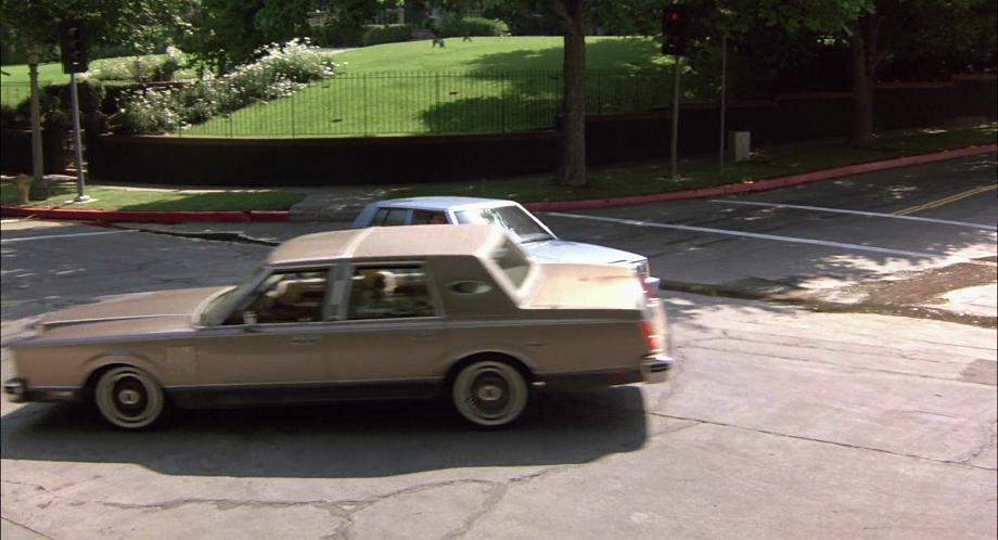 Lincoln Continental Mark VI