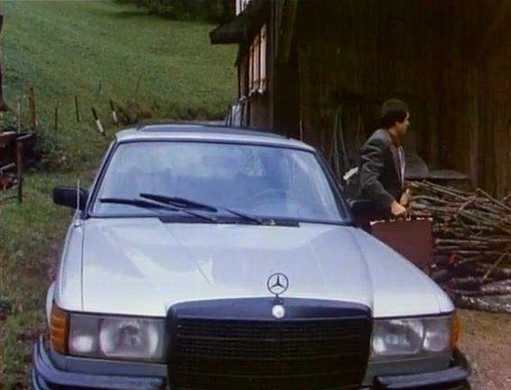Mercedes-Benz 450 SEL 6.9