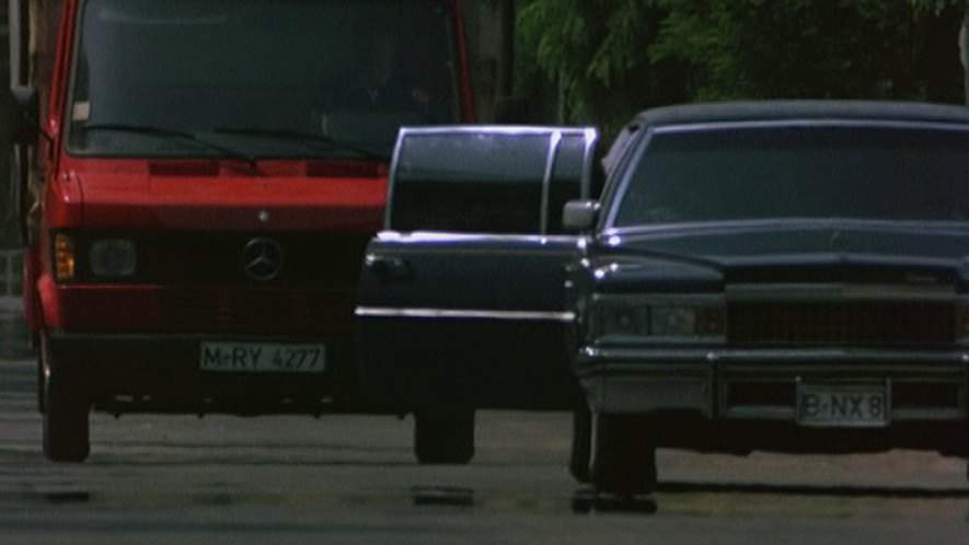 Mercedes-Benz 