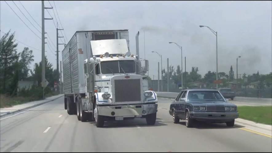Peterbilt 359