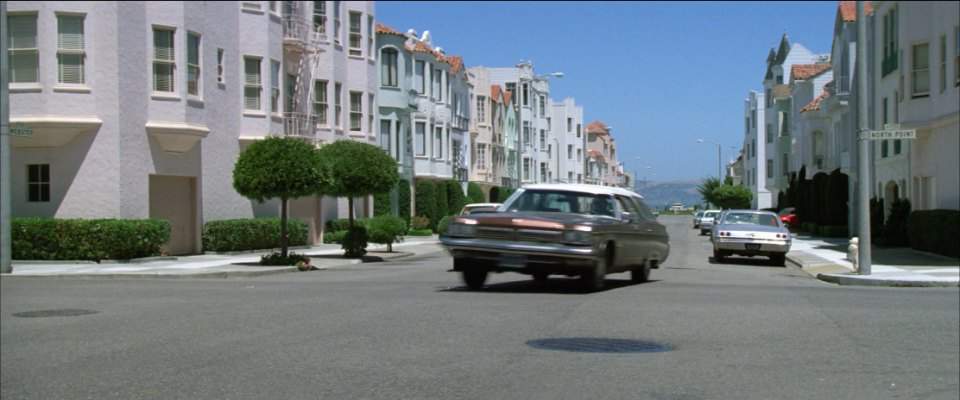 Oldsmobile Custom Cruiser