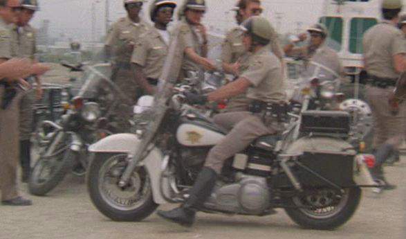 Harley-Davidson FLHP Electra Glide
