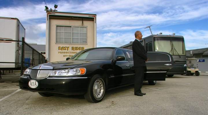 Lincoln Town Car Stretched Limousine