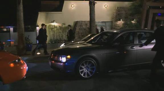 BMW 745i