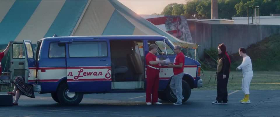 Dodge Ram Van