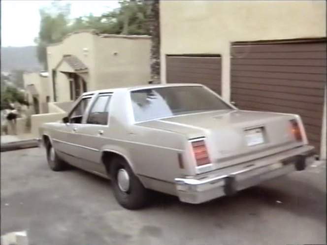Ford LTD Crown Victoria