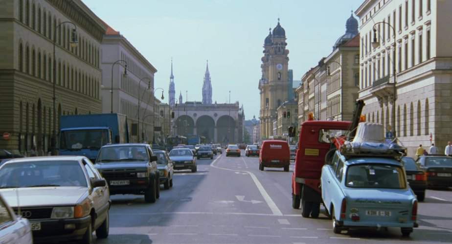 Audi 100 C3