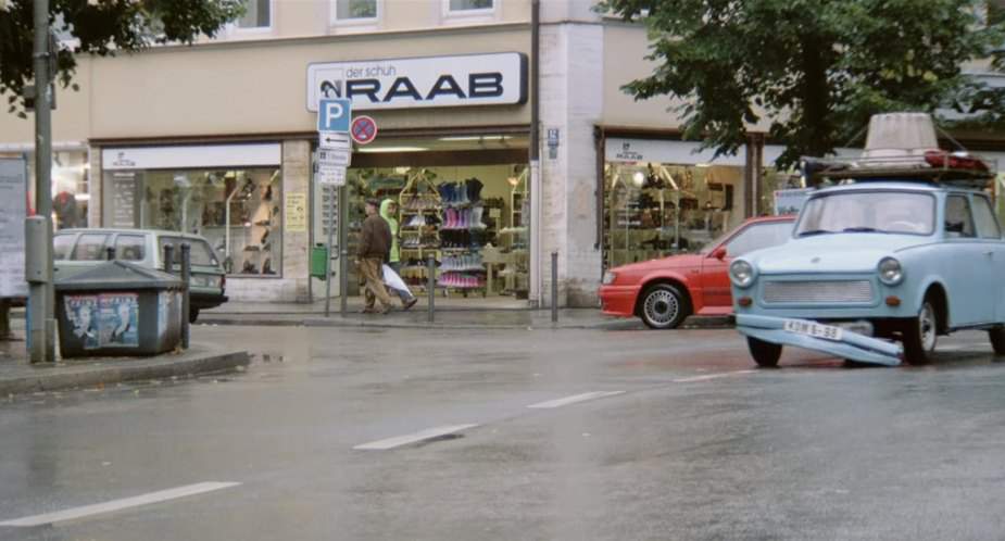Mazda 323