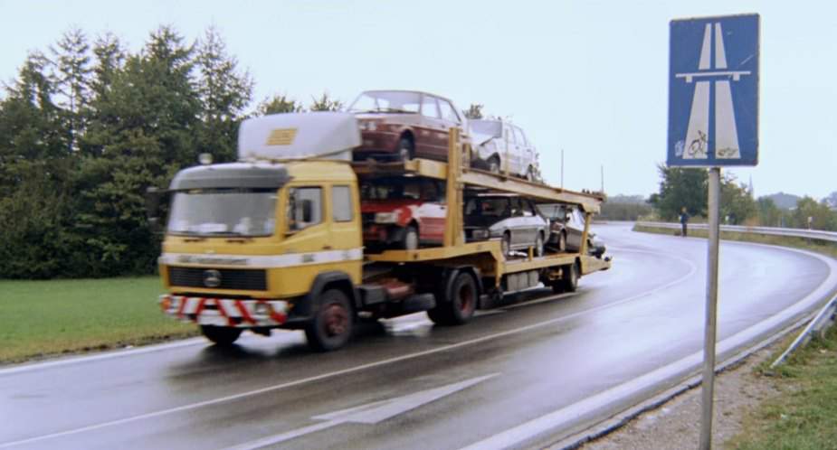 Mercedes-Benz 1320