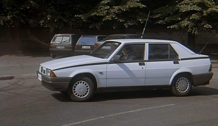 Alfa Romeo 75