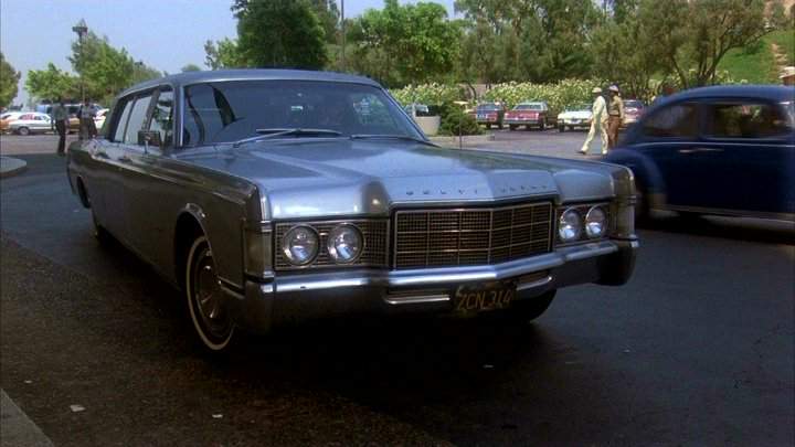 Lincoln Continental Executive Limousine