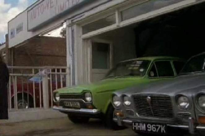 Jaguar XJ6