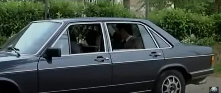 Audi 100 C2