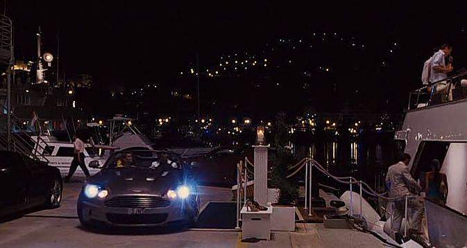 Aston Martin DBS Volante