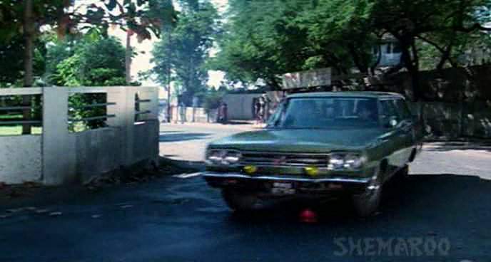 Plymouth Satellite