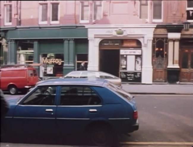Mazda 323