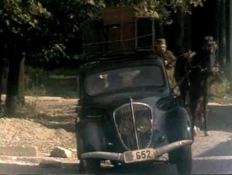 Peugeot 302