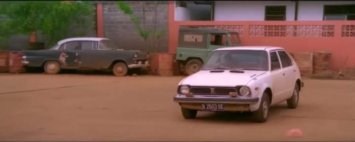 Holden Standard