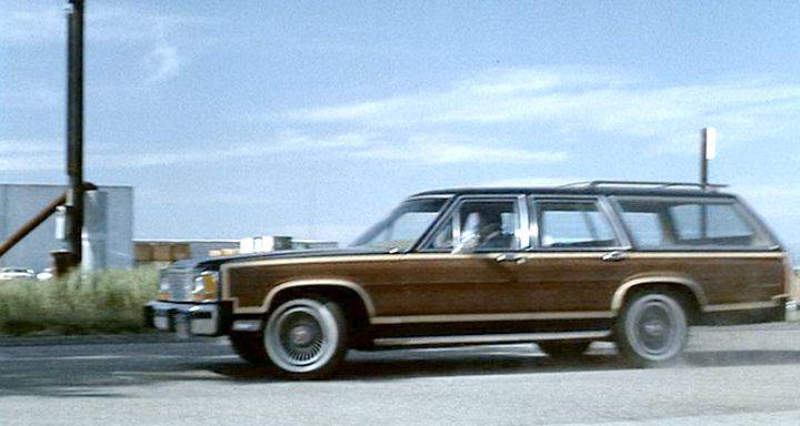Ford LTD Country Squire