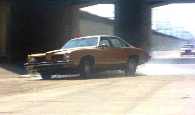 Pontiac Luxury LeMans