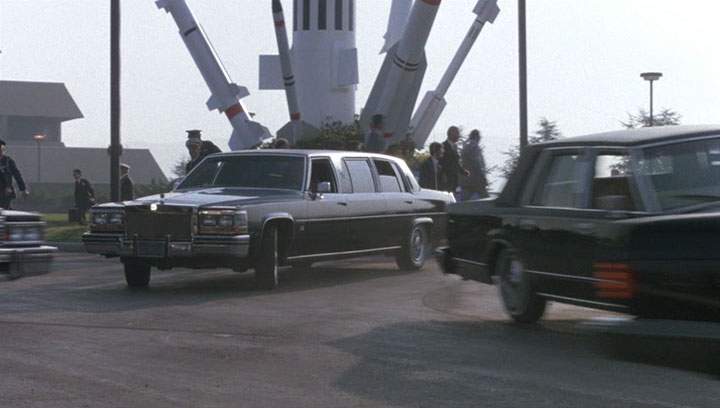 Cadillac Sedan DeVille Stretched Limousine