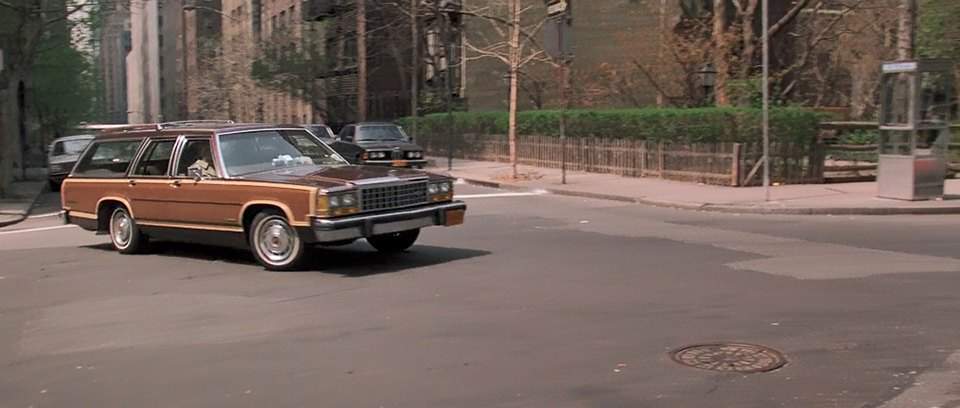 Ford LTD Country Squire