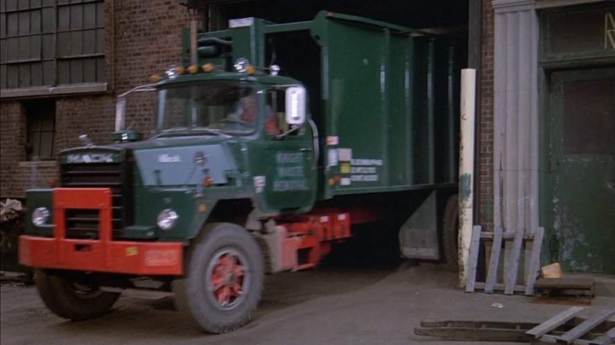 Mack DM-600