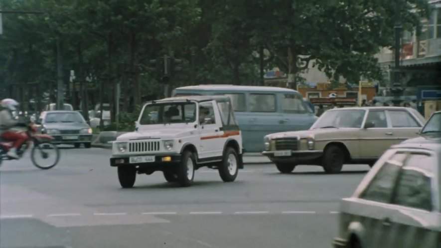 Suzuki SJ413