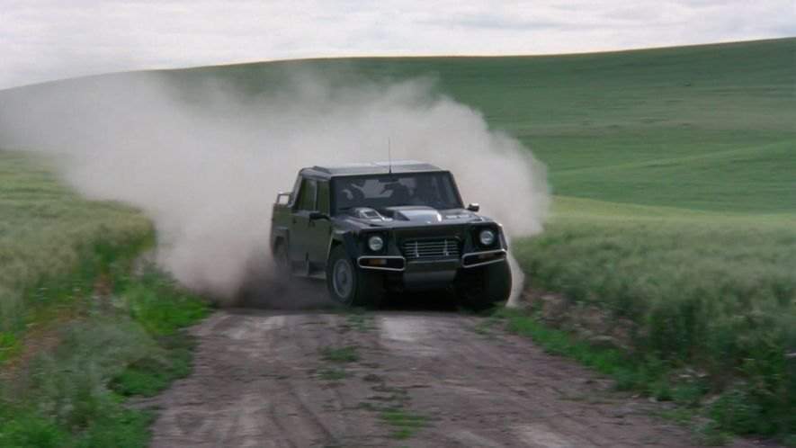 Lamborghini LM002