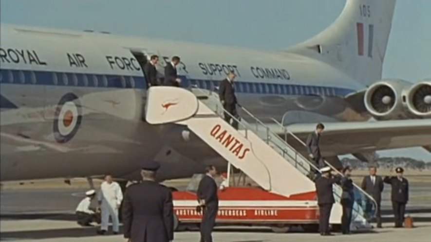 Hastings Deering Air Stairs