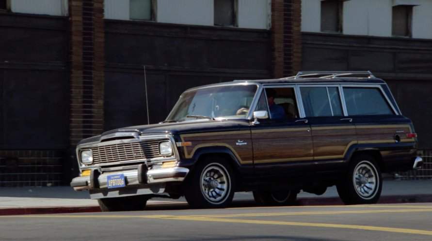 Jeep Grand Wagoneer