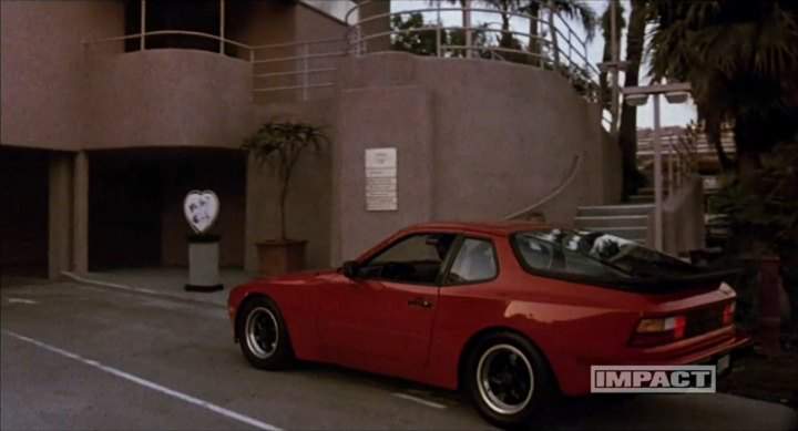 Porsche 944